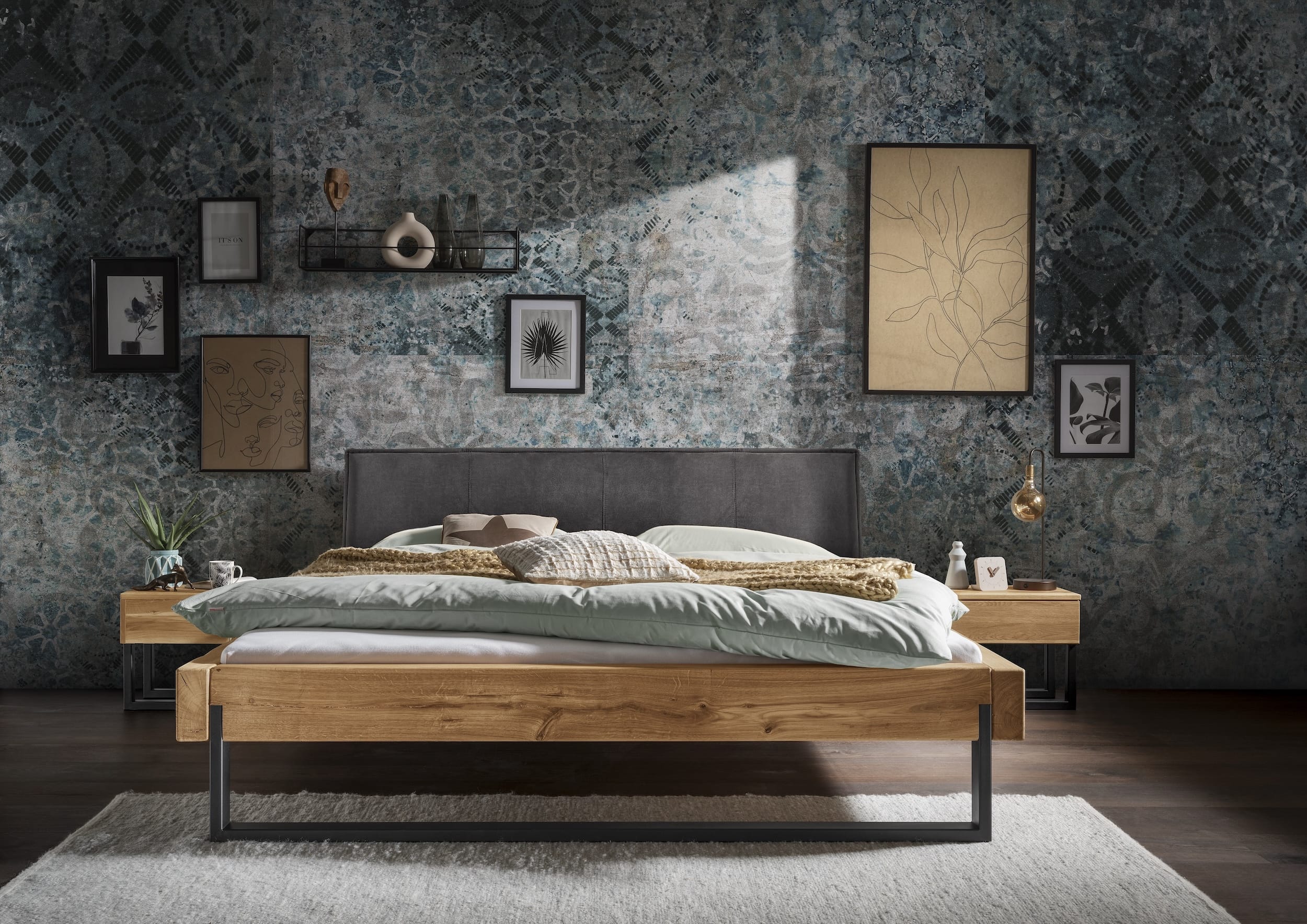 TPT Balkenbetten Ebeltoft aus massiver Wildeiche