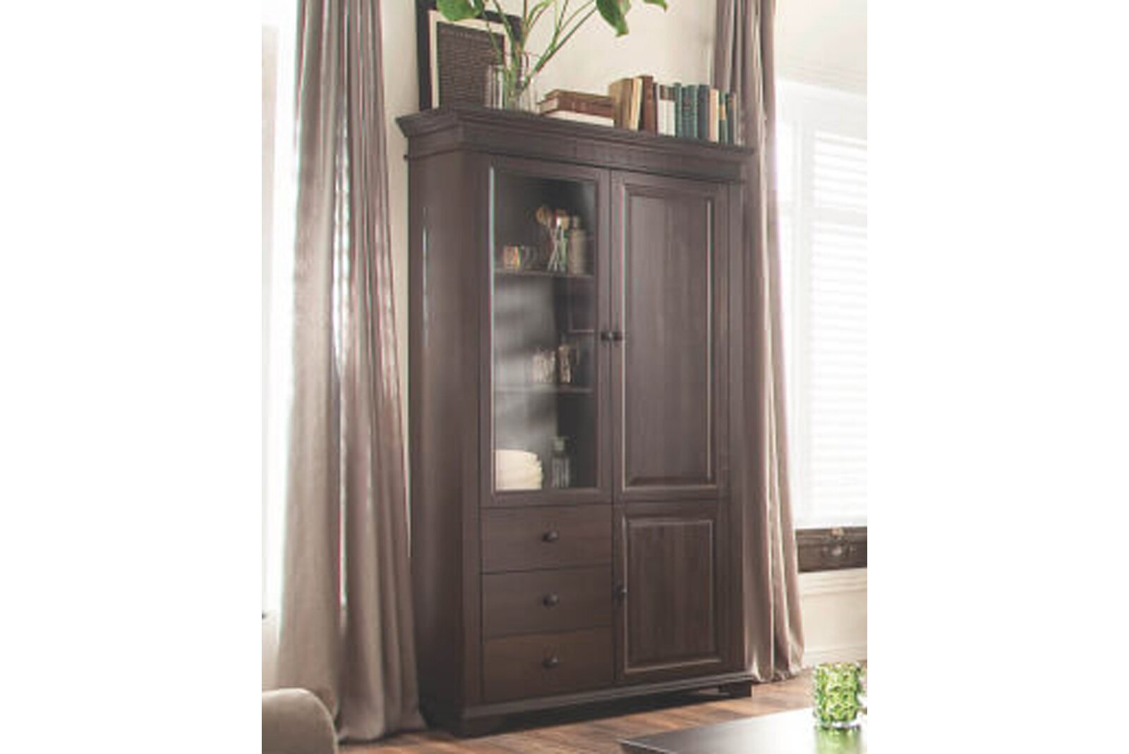 Multivitrine Lyon Kolonial aus massiver Kiefer von Euro Diffusion