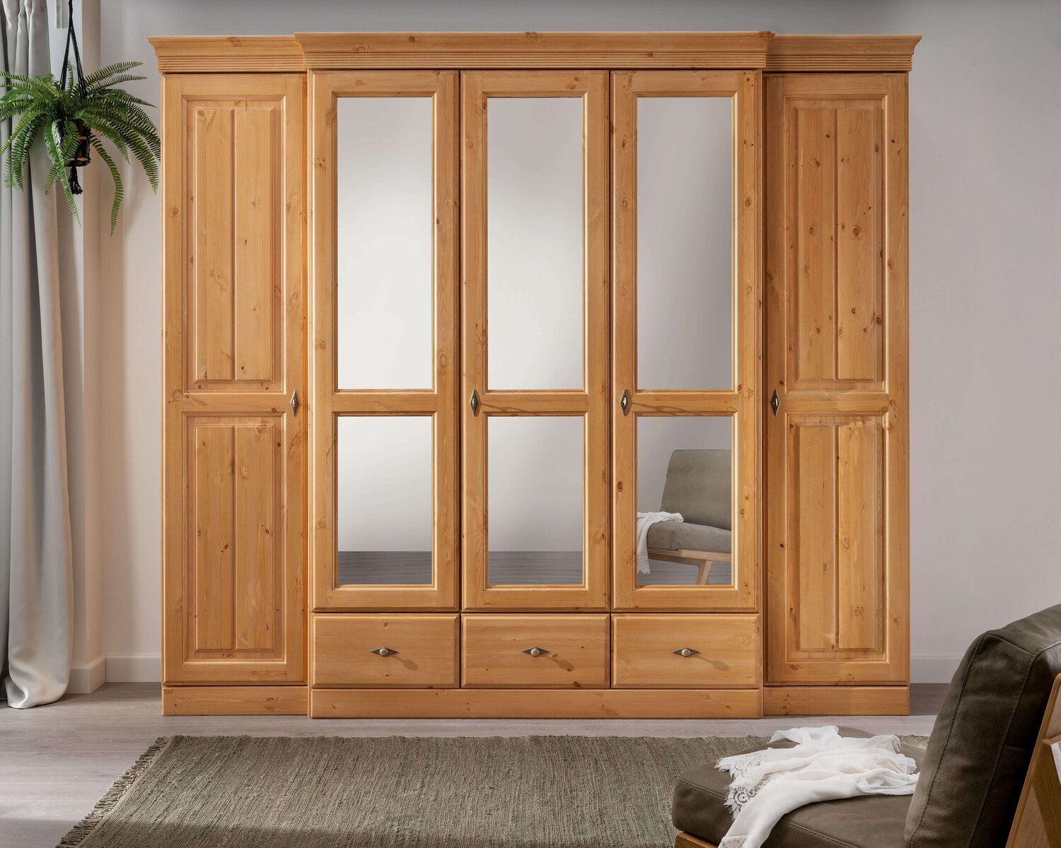 Kleiderschrank 5 Turig
