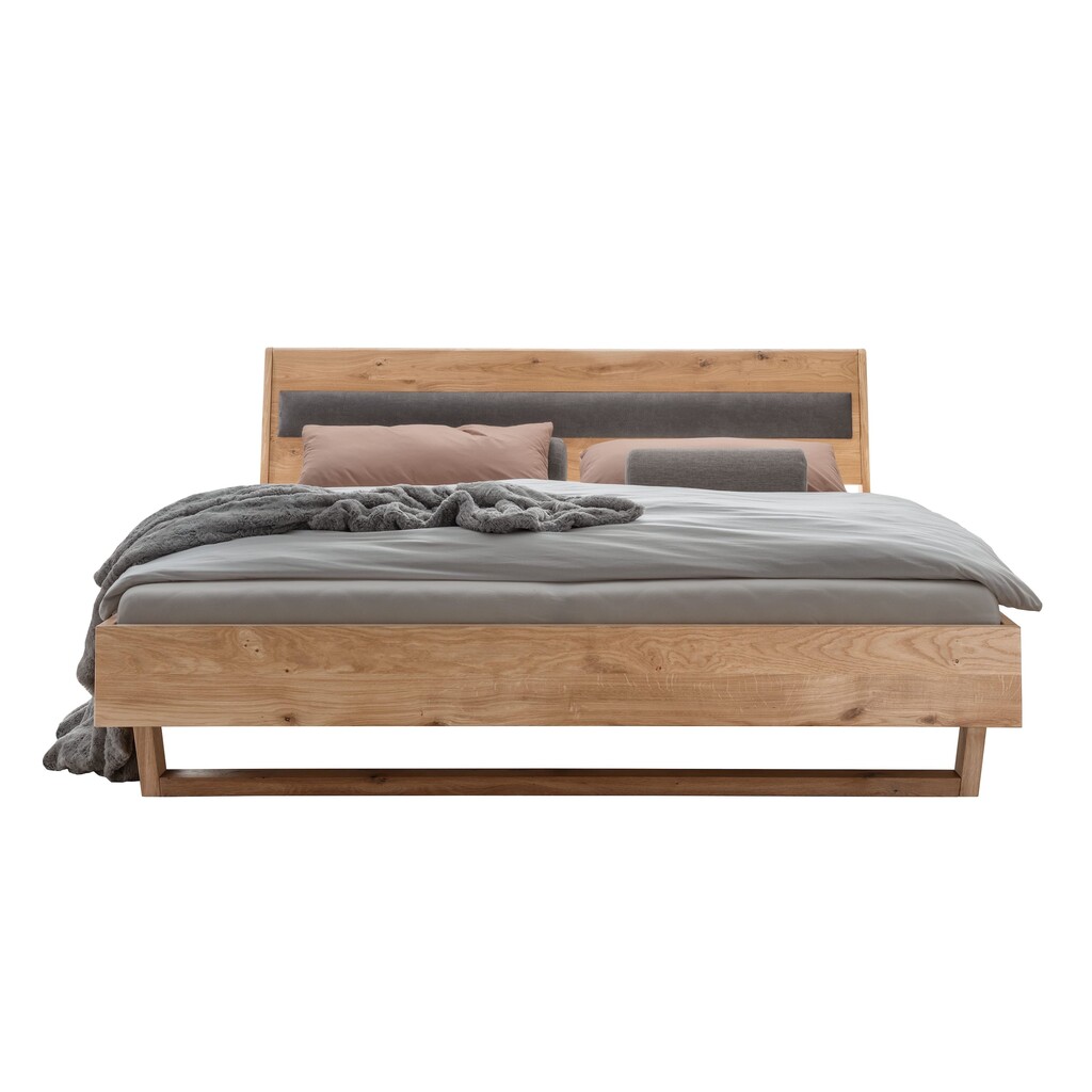 Massivholz Doppelbett Vejle III Holzkufe, Holzkopfteil und Polster Preview Image