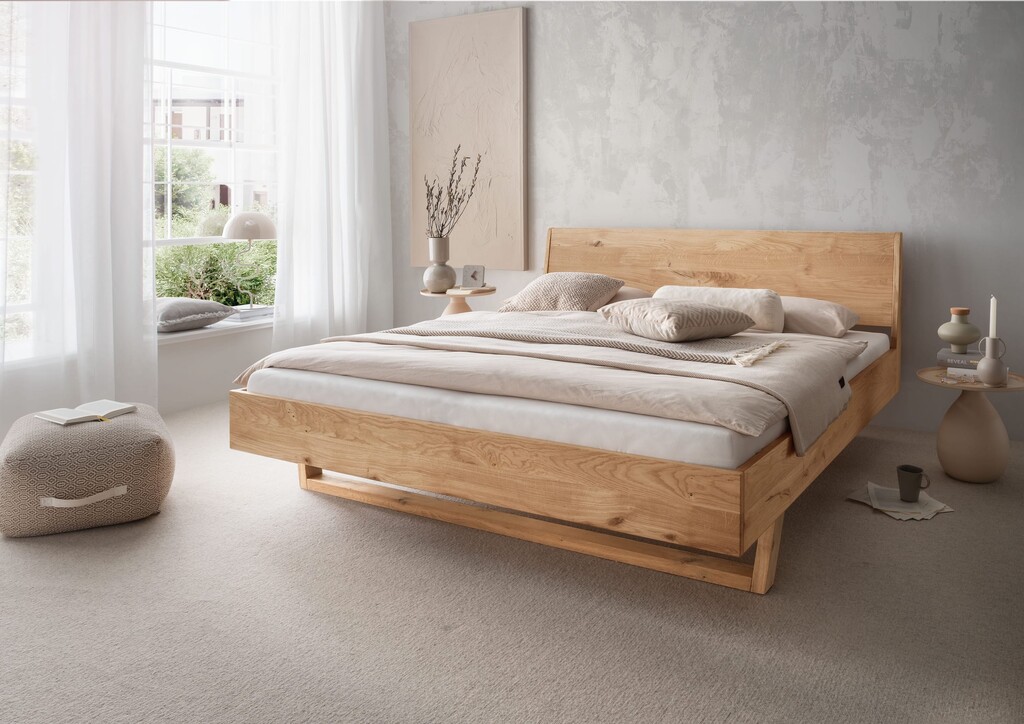 Massivholz Doppelbett Vejle III mit Holzkufe, Holzkopfteil Wildeiche Preview Image