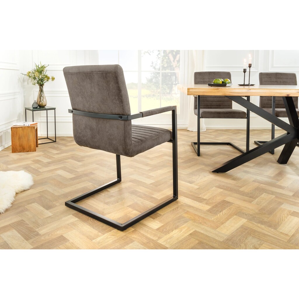 Freischwinger Loft mit Anthrazit Eisenbeinen und Armlehne Bild 2