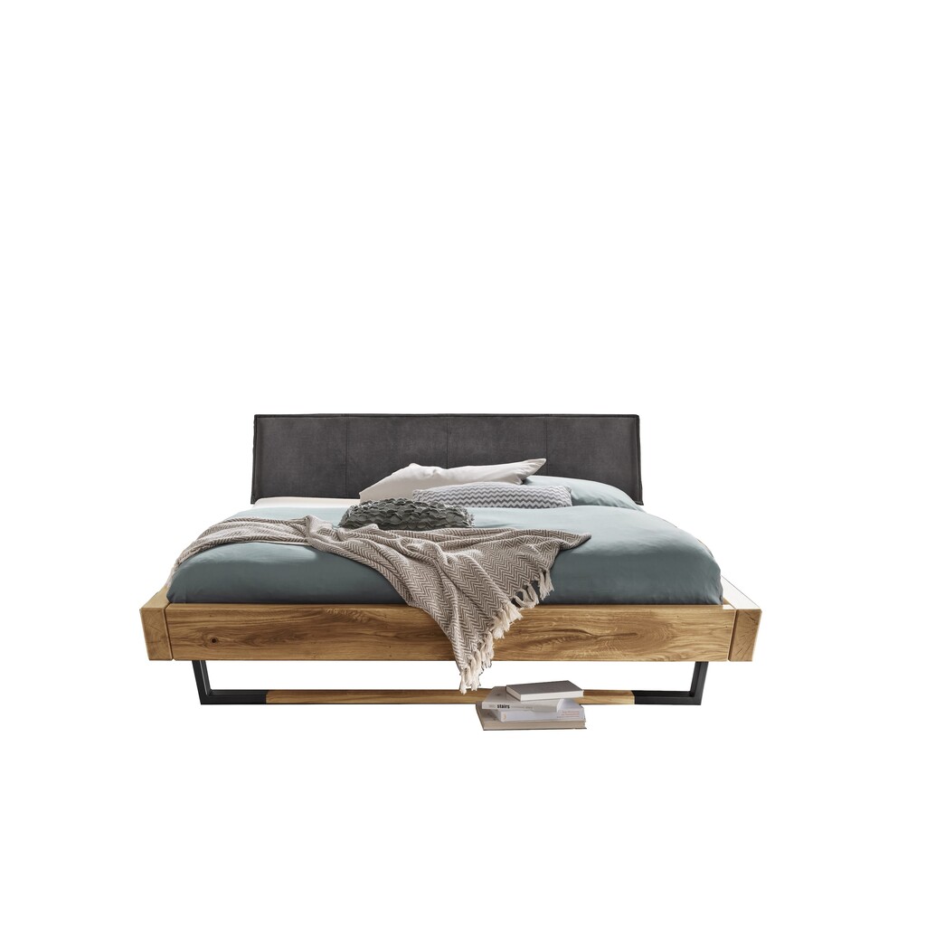 Balkenbett Ebeltoft VI Wildeiche, Leder-Textil-Kopfteil, Kombikufe Preview Image