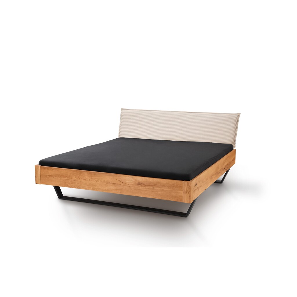 Faaborg Massivholzbett 12 Wildeiche mit Cord-Kopfteil & Metallkufen | SKANMØBLER