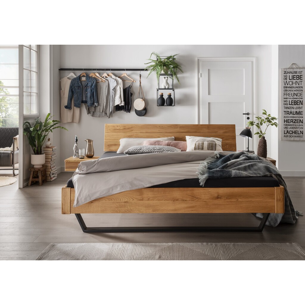 Faaborg II Massivholzbett Eiche mit Holzkopfteil & Metallkufe | TPT Bild 2