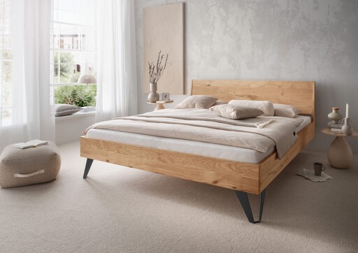 Impressionen zu G&K Massivholz Doppelbett Vejle mit Holzkopfteil Wildeiche, Bild 1