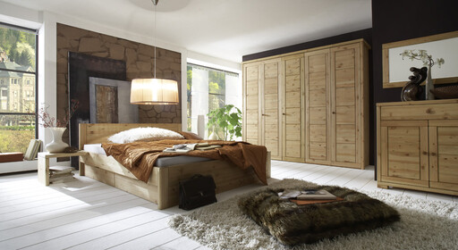 Impressionen zu Wohnglücklich Kleiderschrank Vita mit Kassettenfront 5-türig, Kiefer Massiv, Bild 1