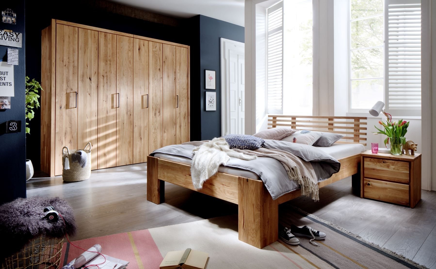 Schlafzimmer Doppelbett Wildeiche Massivholz Rödemis I | Lars Olesen ...