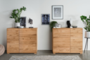 Sideboard Universal Visby aus massiver Wildeiche 98 x 84 x 41 cm, mit zusätzlicher Tür